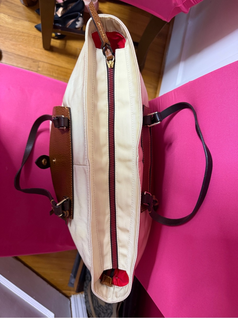 Pre Owned Dooney & Bourke Cream and Brown Leather Tote with Dark Brown Straps - Picture 7 of 8